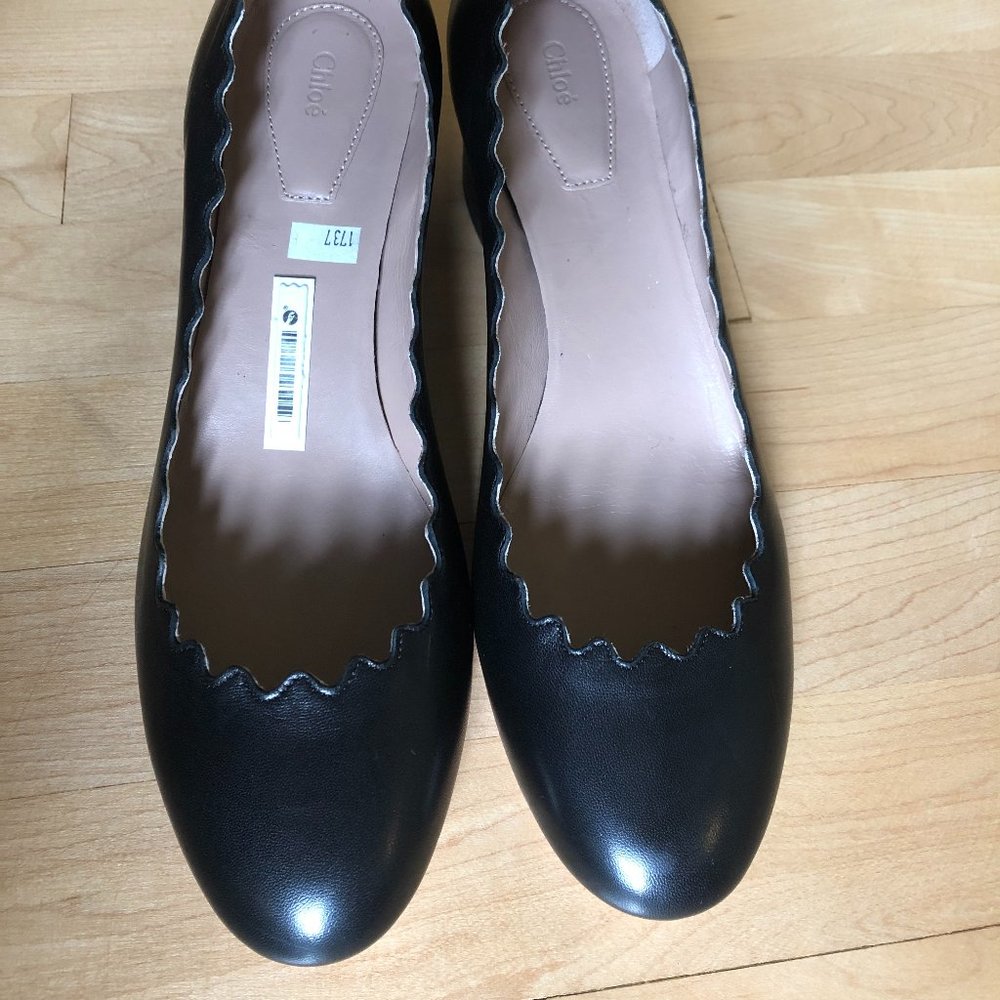 NWT CHLOE Scalloped Lauren Leather Pumps